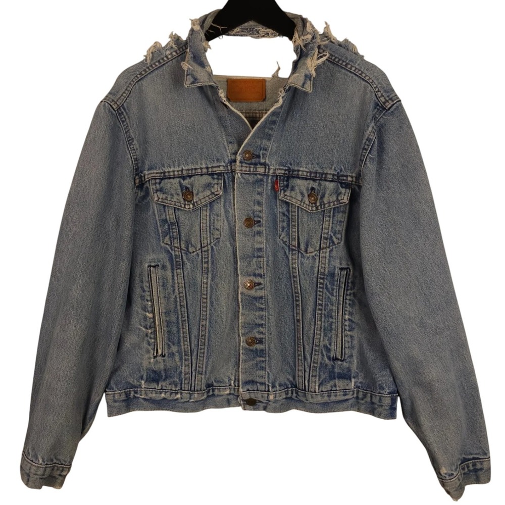 Vintage 80s Levis Jean Jacket Mens 44 Blue Type III Thrashed Distressed France‎